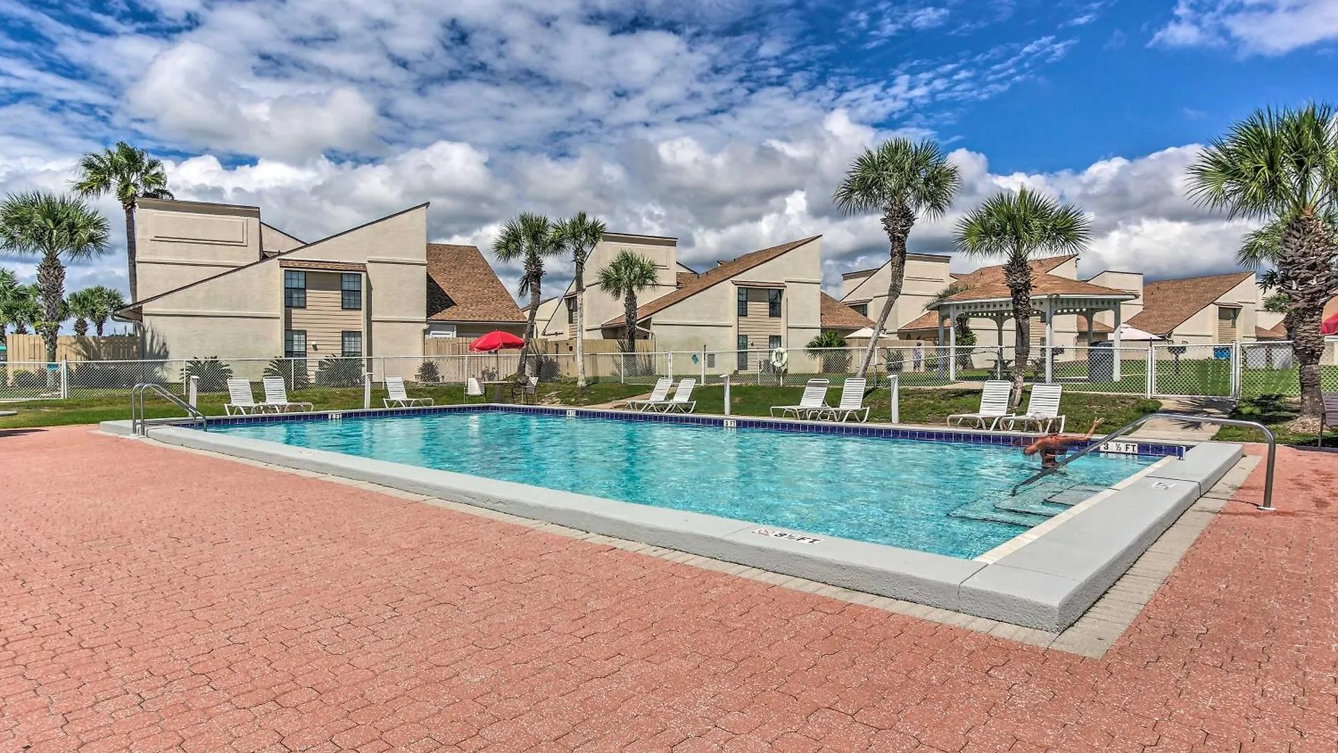 Walk To Pool And Beach Pcb Resort Getaway With Porch Panama City Beach 0*,  USA