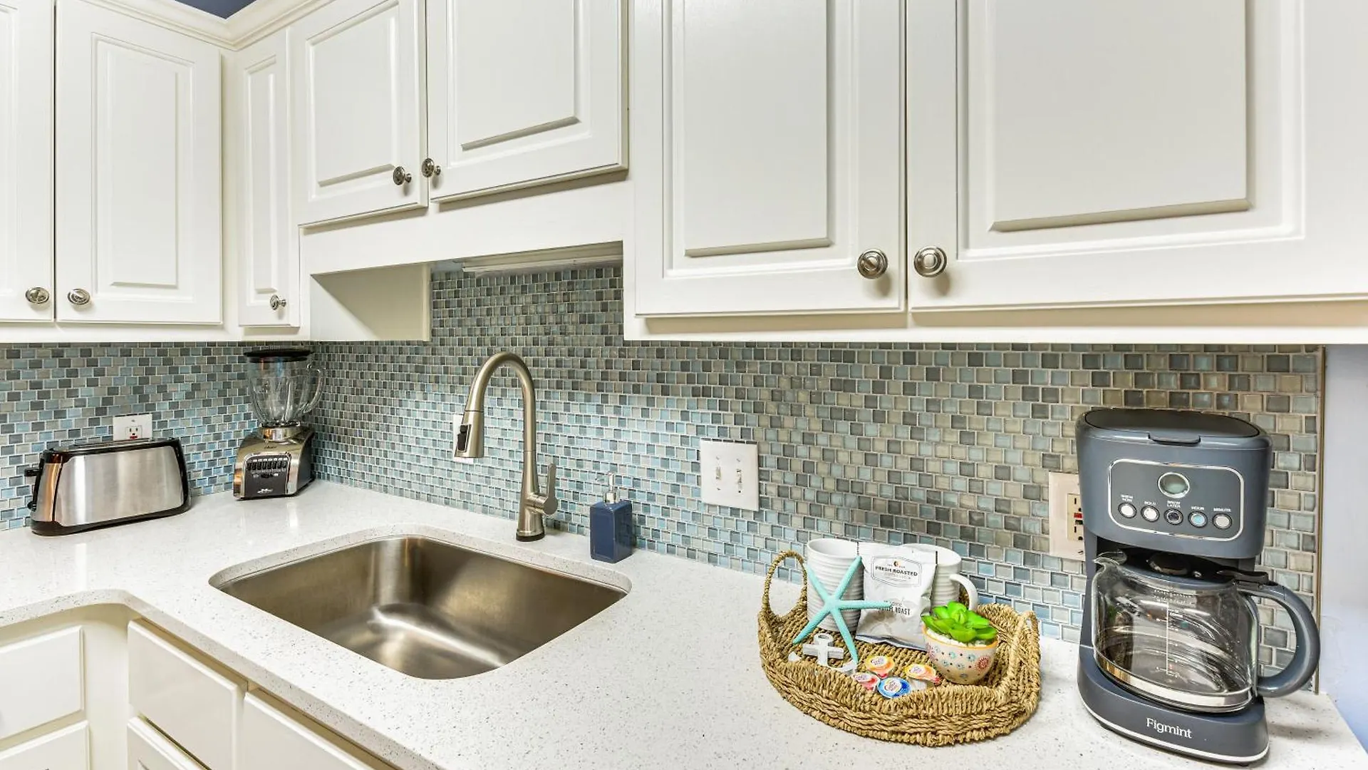 Apartment Walk To Pool And Beach Pcb Resort Getaway With Porch Panama City Beach United States